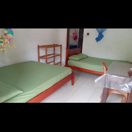 Dinesh Guest House Kataragama Ngoại thất bức ảnh