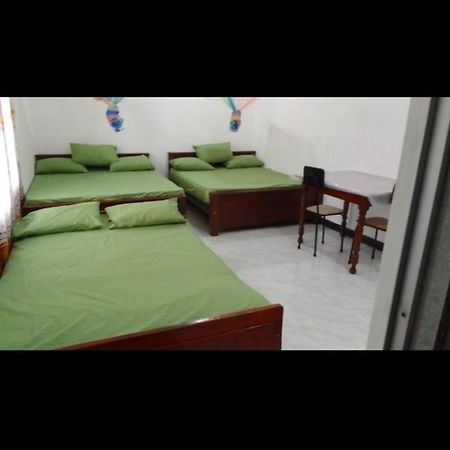 Dinesh Guest House Kataragama Ngoại thất bức ảnh